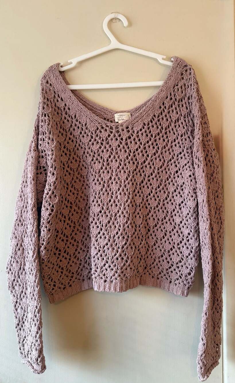 Artelier Nicole Miller Sweater Womens large Pink Open Crochet Knit Pullover